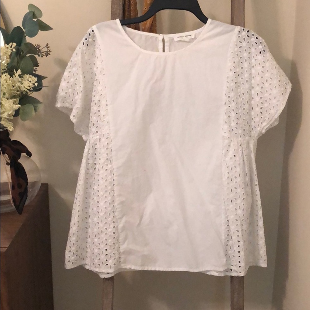 White eyelet-side boxy shirt
